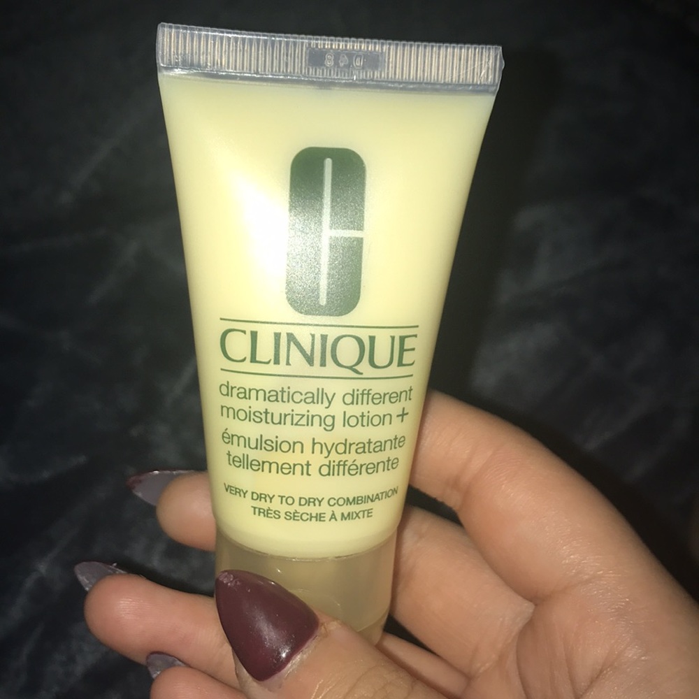 clinique dramatically different moisturizinglotion